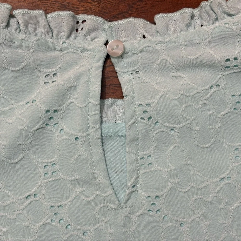 Women’s Sleeveless Stretchy Lace Top - Mint SZ M